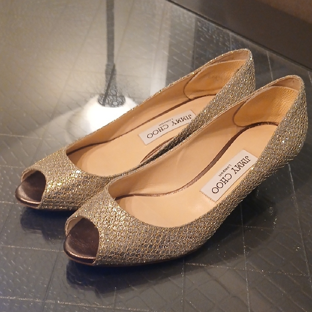 ✨ **Jimmy Choo Isabel Peep-Toe Pumps – Champagne Glitter Elegance** ✨ - Picture 3 of 9